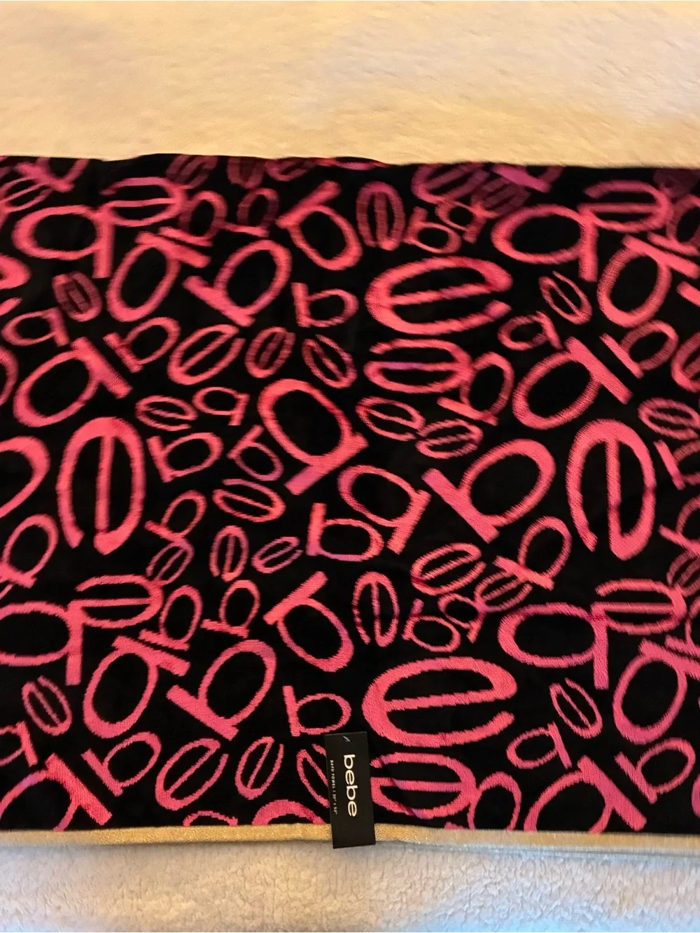 bebe bold logo